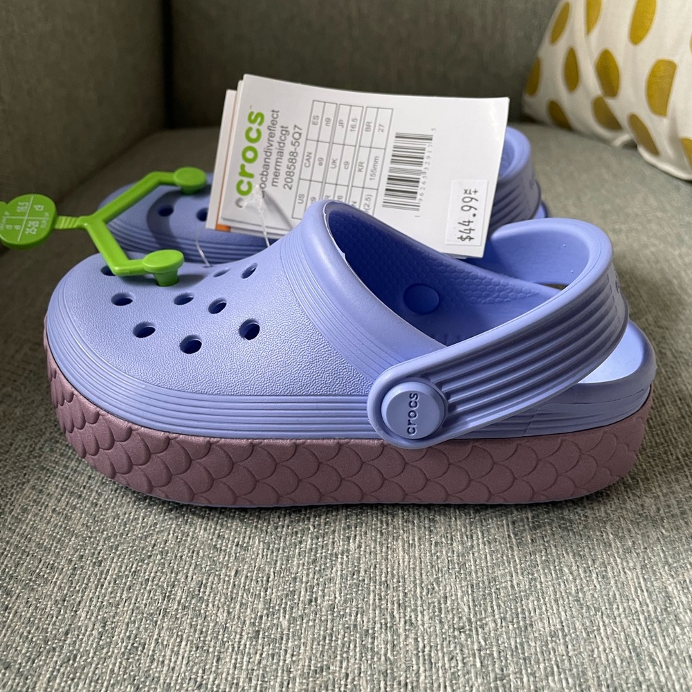 Little kid Crocs size 9 lavender with crocband reflect